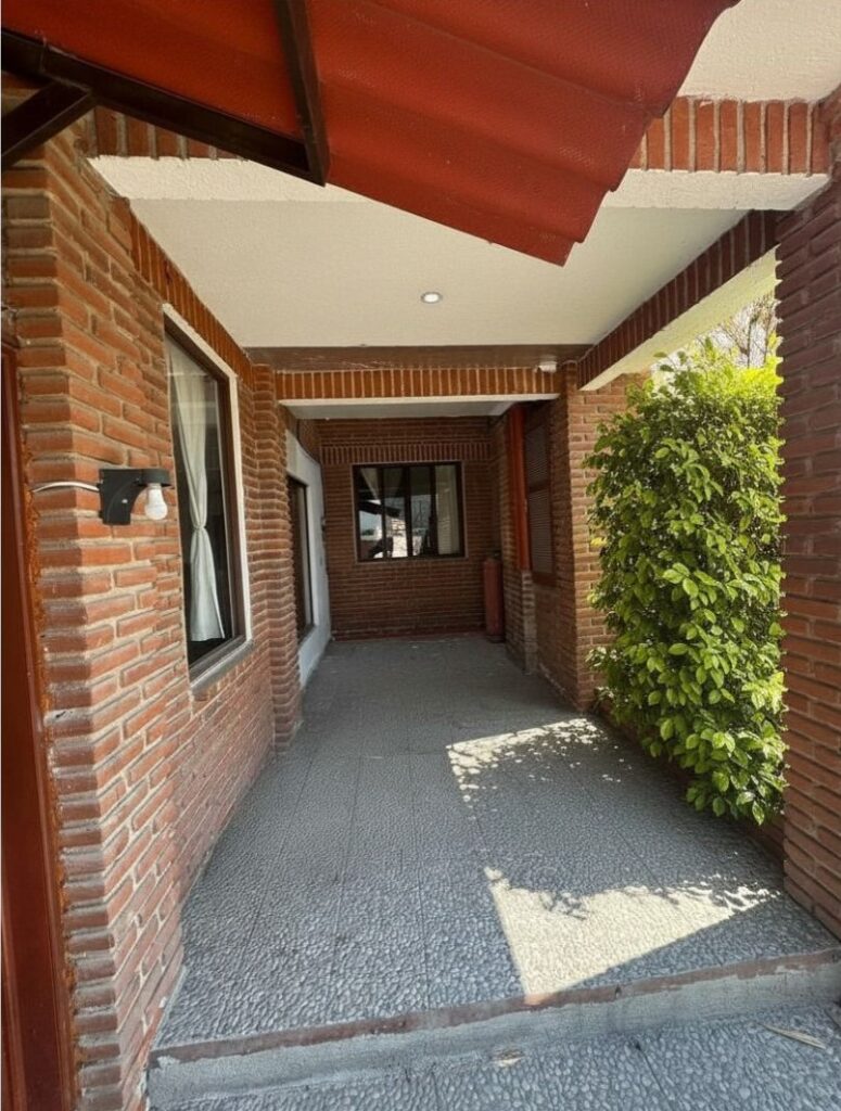 entrada a casa interna 1